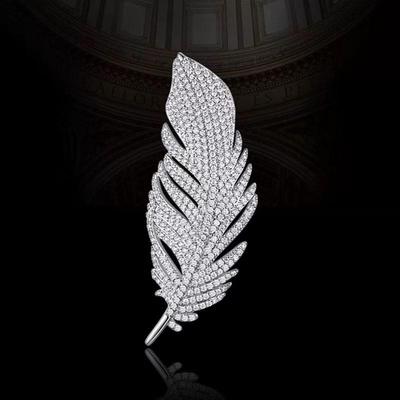 Elegant Vintage Diamond Feather Brooch for Women - Light Luxury Lapel Pin Jewelry
