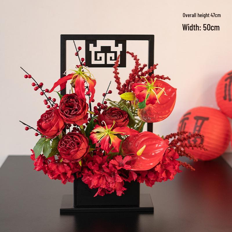 

Кошик з кованого заліза в китайському стилі з шовковими квітами та червоними ягодами для новорічної прикраси