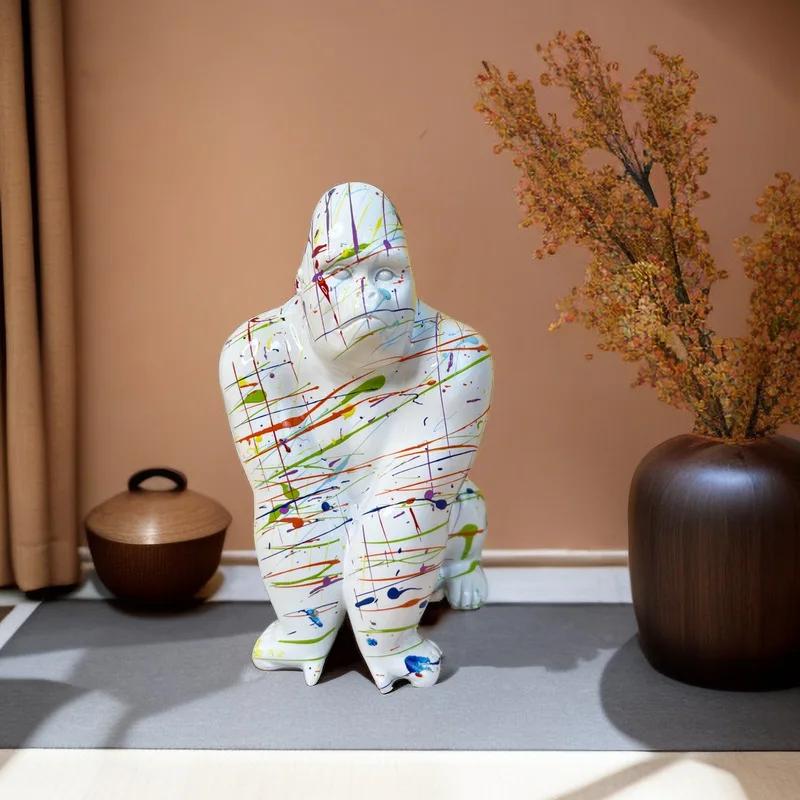 Creative Graffiti Art Gorilla Sculpture, Living Room Bookshelf Decoration Animal Statue, Resin Crafts, Modern Home Decoration