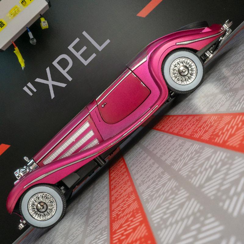 Jinlifang 1901-350 Legierung Retro Klassisches Automodell mit Sound & Licht