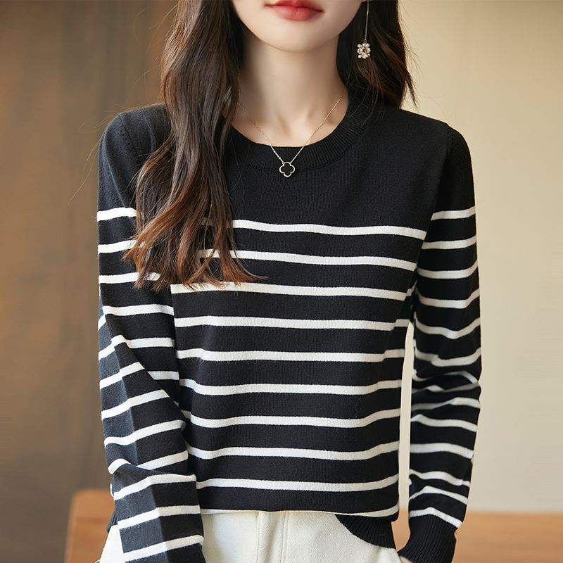 Striped Knitted Base Sweater for Women Loose Fitting Sweater for Slimming Long Sleeved Top