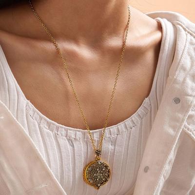 Collar de moda con cadena de suéter dorado con colgante de lupa de aleación