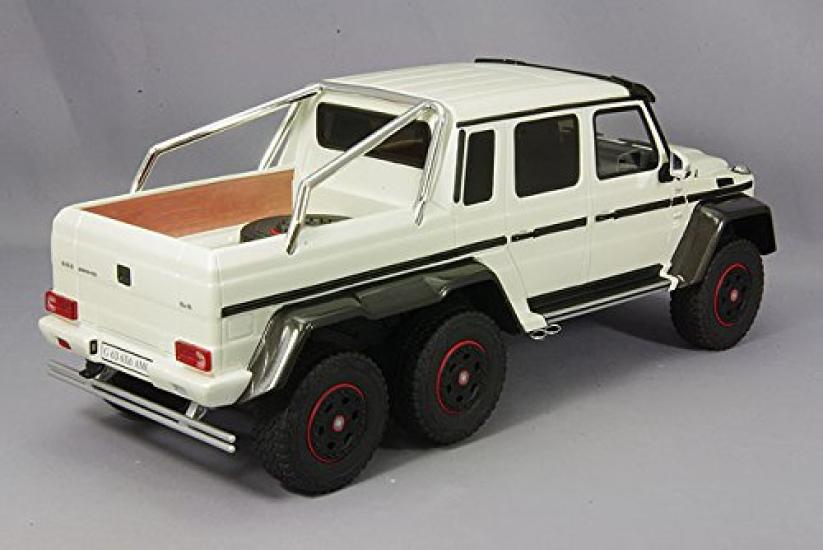 GT Spirit Mercedes Benz G63 AMG 6x6 2014 White 1/18 Digi-nomistic