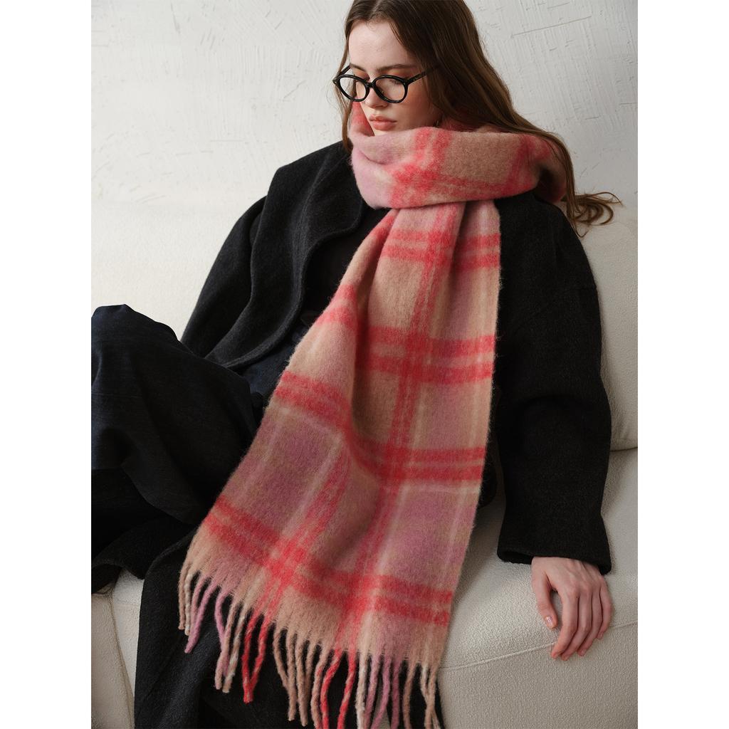 Designer Wool Scarf Women's Winter Senior Atmosphere Thickened Warm Soft Pink Plaid Fringed Shawl