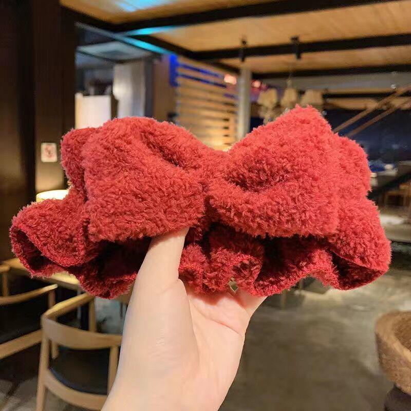 Non-Slip Cartoon Cat Ear Headband for Girls - Perfect for Face Washing and Mask Application