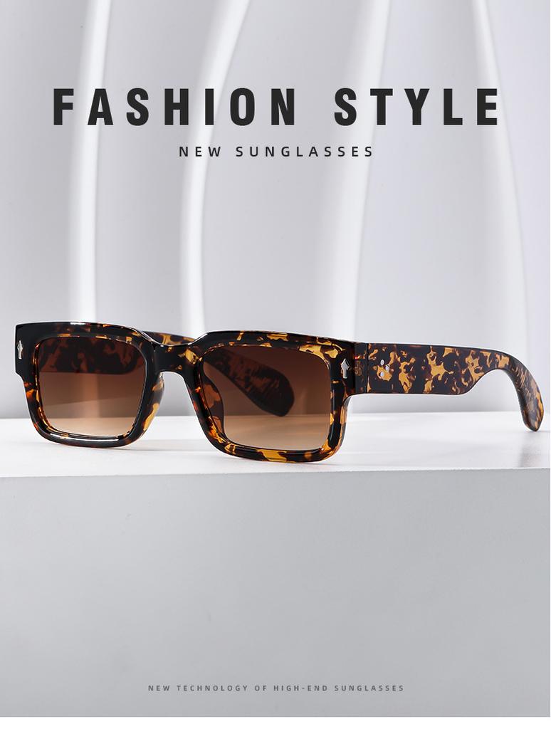 Square Rivets Men Sunglasses Women Vintage Ins Popular Punk Glasses Gradient Trending Travel Sun Glasses Shades UV400