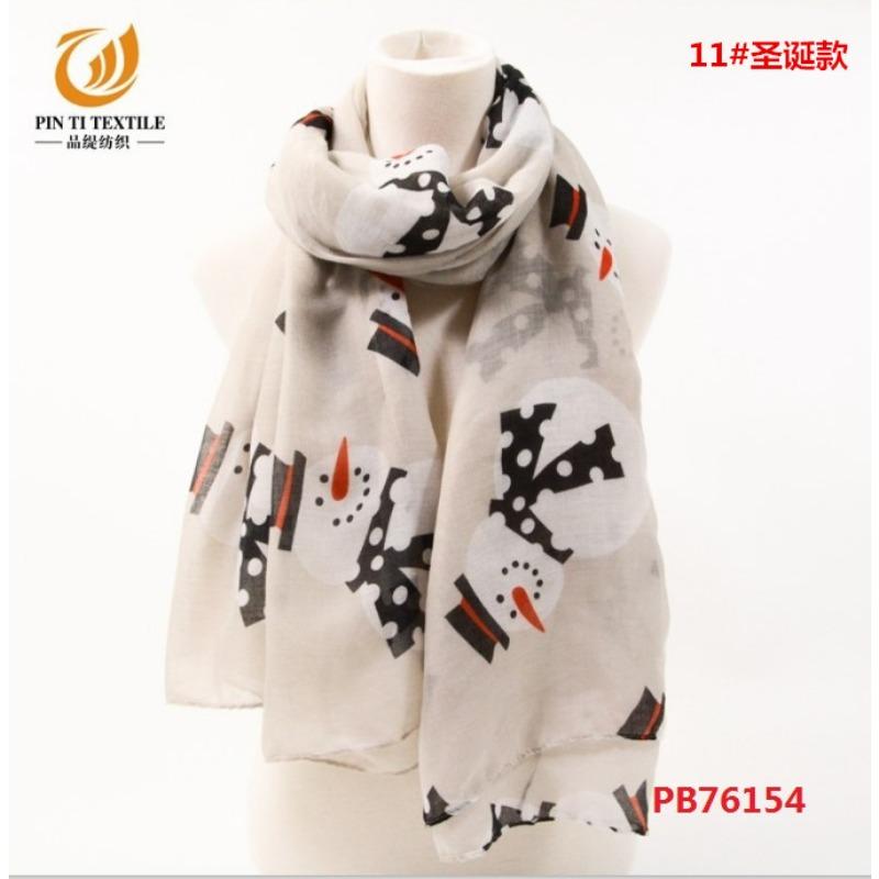 Christmas red and green snowman print Bali yarn scarf medium and long sunscreen beach towel pattern scarf