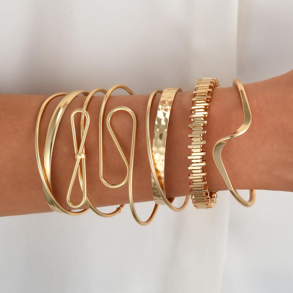 6pcs Fashion Metal Textured Bow Knot Shape Bangle Bracelet Set For Women Boho Adjustable Layered Wristband Daily Wear Jewelry