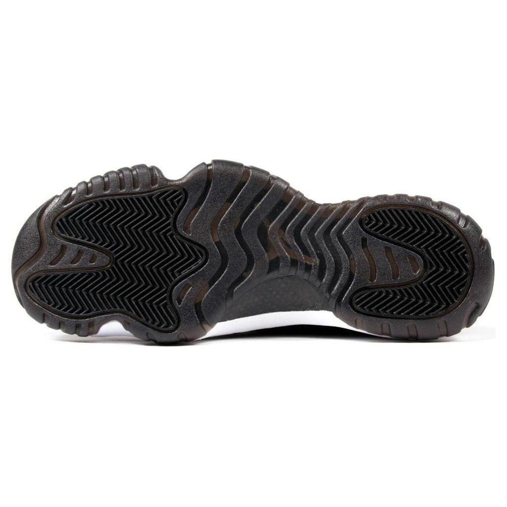 Jordan Future Black White 656503-010