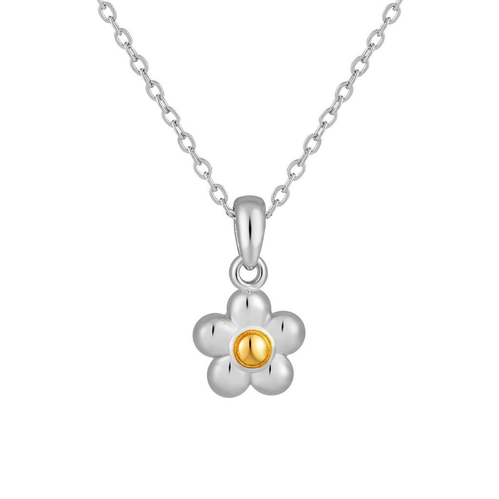 Korean Fashion Floral Titanium Necklace: Elegant Gold Clavicle Chain for Women