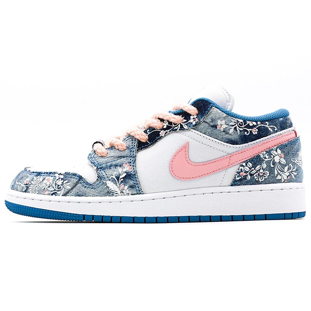 Jordan Air Jordan 1 Mezclilla, Cuero Resistente a la Abrasión Resistente a la Abrasión Zapatillas de Baloncesto Bajas Vintage para Mujer Azul DM8947-100(Team-BOX)