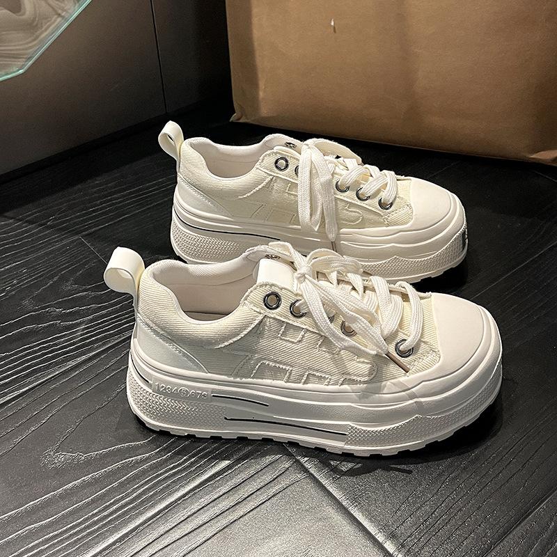 

Fashion versatile board shoes women s spring new platform bread little white shoes casual sports women s shoes 40 белый