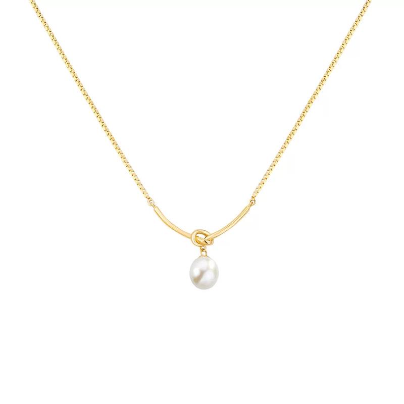 Pearl Pendant Necklace - Women's Elegant, Versatile Clavicle Chain Gift for Friend or Girlfriend