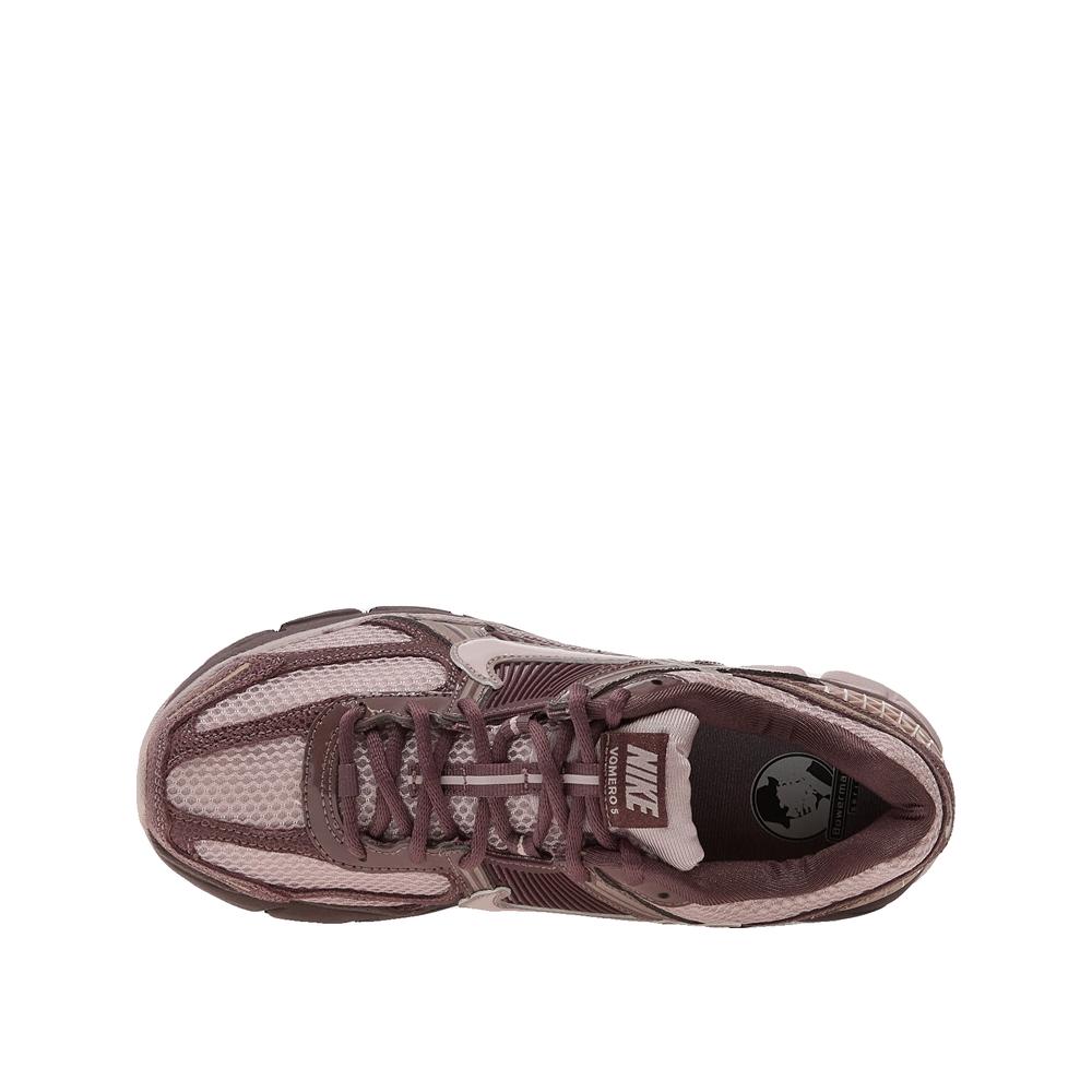 Footwear Type + Nike + zoom vomero 5