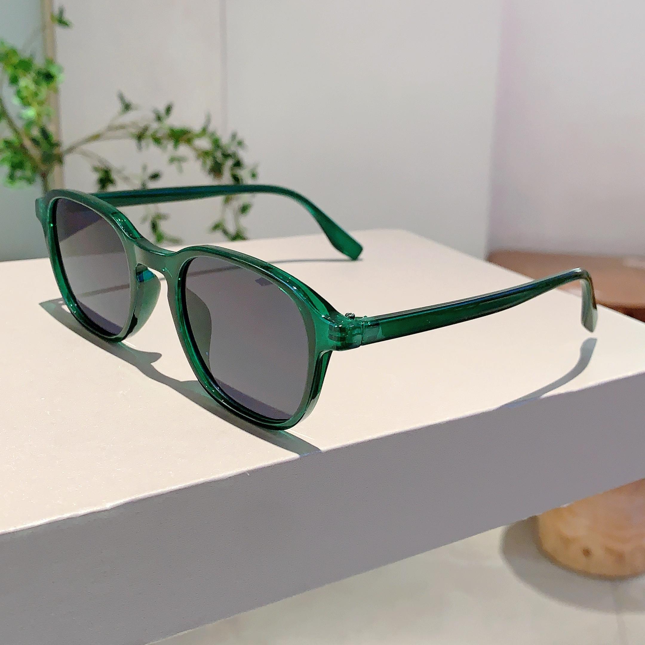 

KAMMPT Vintage Oval Sunglasses Women Stylish Korean Style Gradient Outdoor Shades Trendy Fashion Design Multicolor Sun Glasses without case