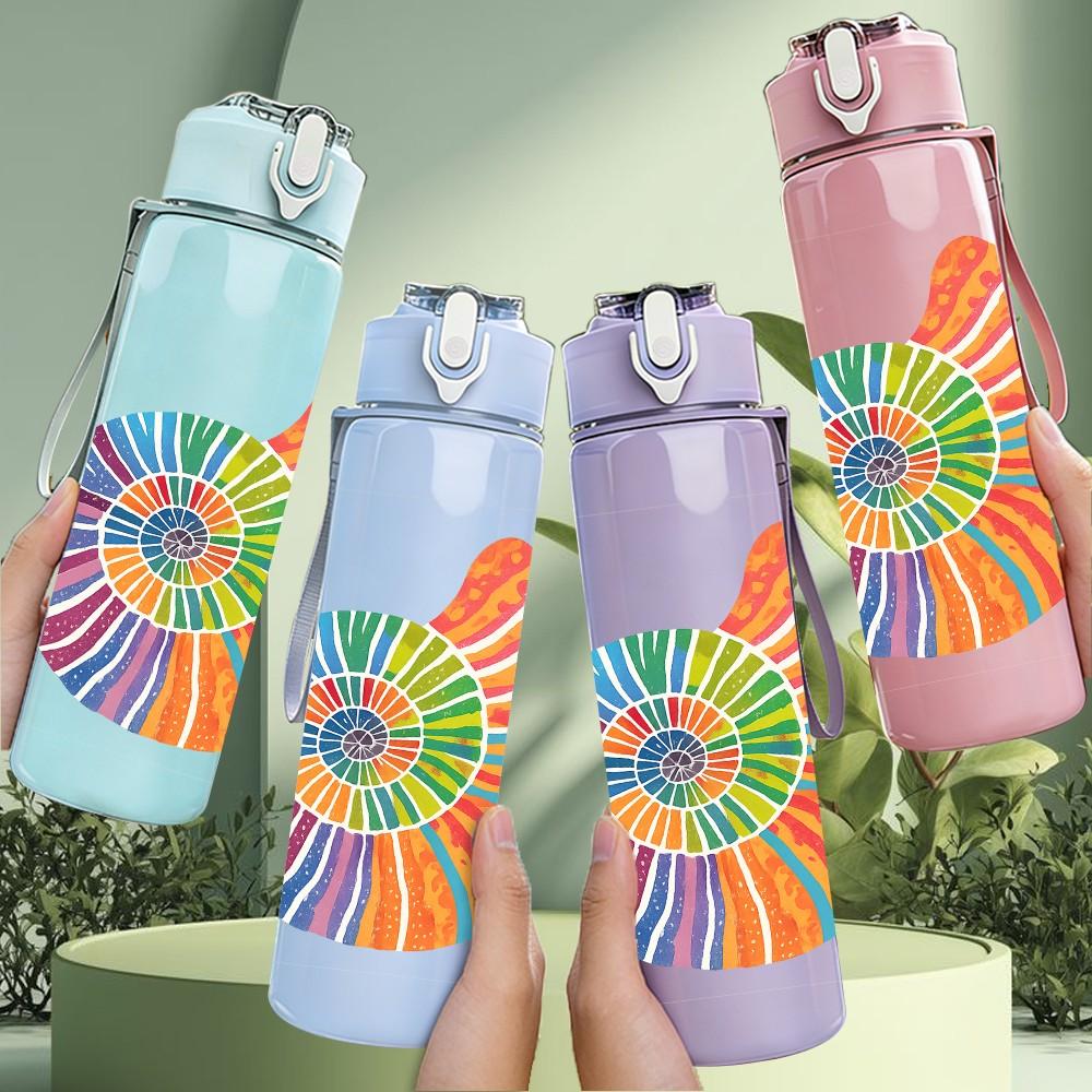 1PC Colorful Nautilus Shell Art 750ml Color Plastic Sports Water Bottle Leakproof Flip Straw Lid Suitable for Sports Office Home Use