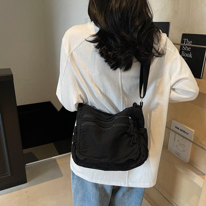 

Old style denim bag for women, large capacity 2026 new casual shoulder crossbody bag, casual travel commuting bag