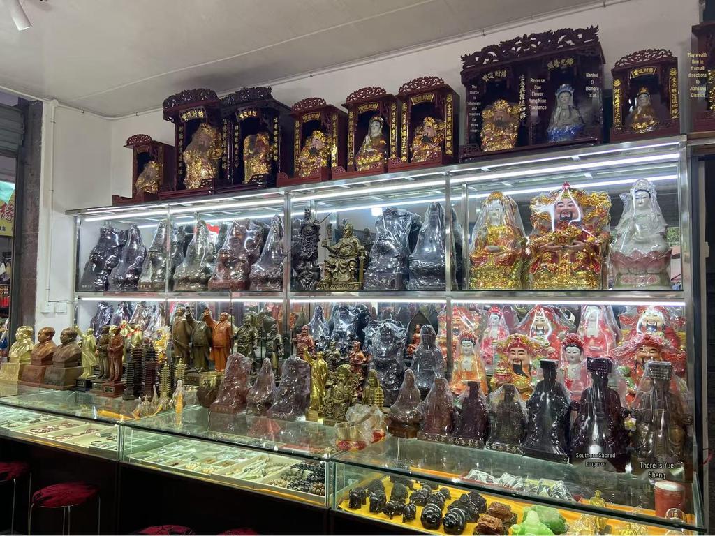 13-Tier Wenchang Pagoda Figurine: Wood Grain Desk Ornament, Nine-Tier Gift for Children, Study & Office Handicraft Decor.