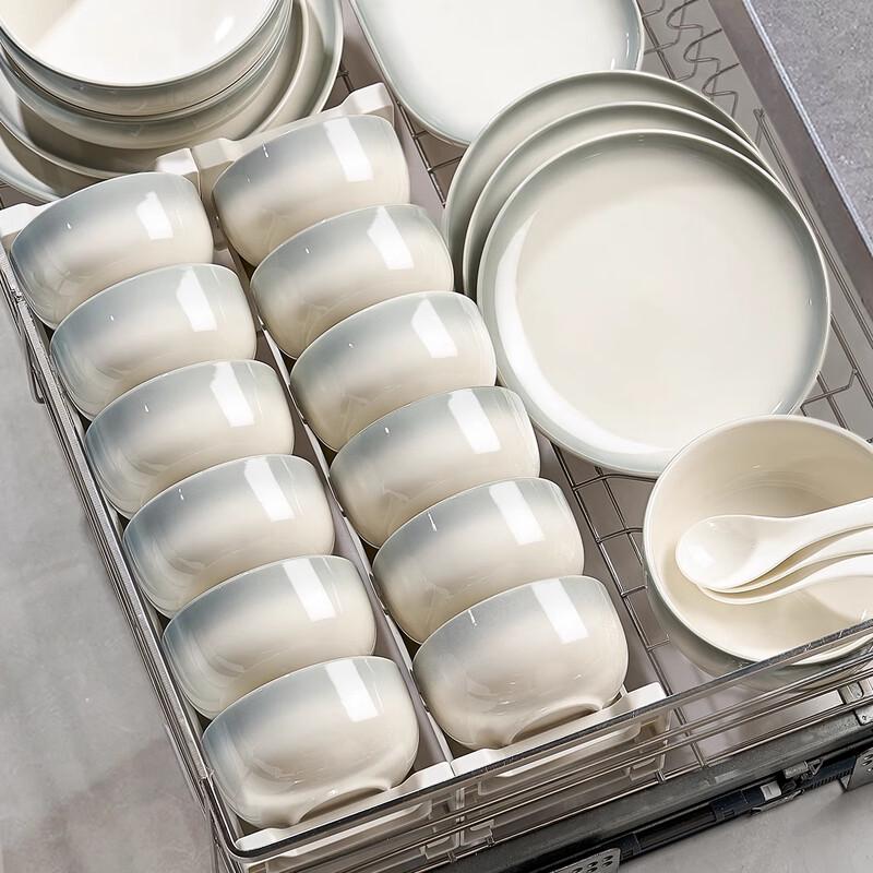 Elegant Ceramic Dinnerware and Bowl Sets