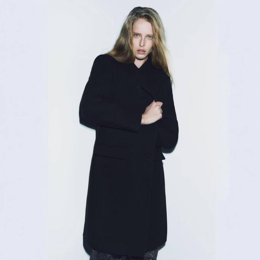 2024 European & American Women's Turn-Down Collar Long-Sleeve Button-Embellished Medium-Length Coat