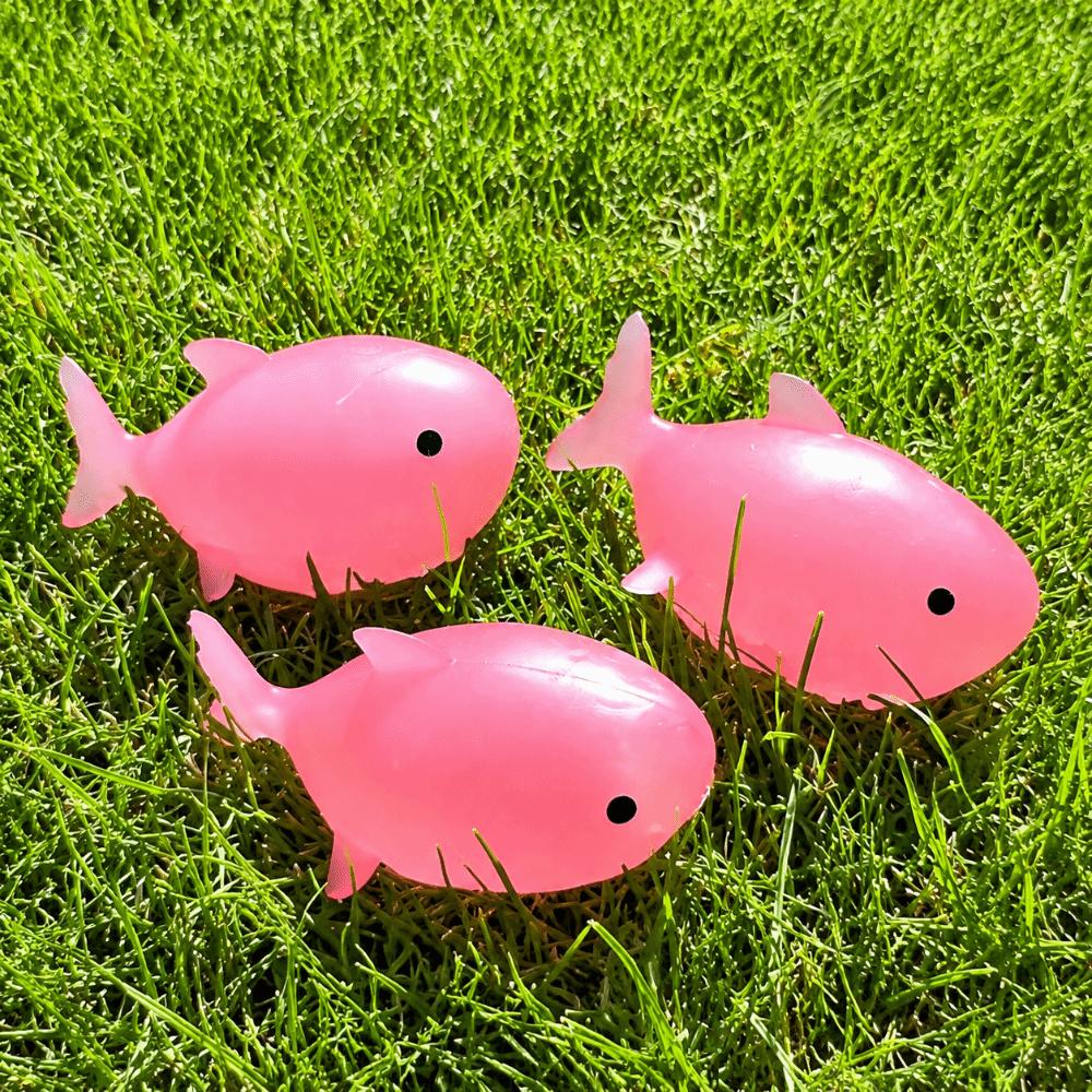Decompression Design Color Changing Shark Toy Sunlight Sensitive Fidget Shark Toy  For Children