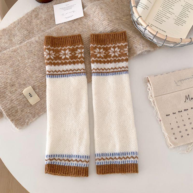 Retro Snowflake Pattern Knitted Leg Warmers Women Pile-up Socks Autumn and Winter Thicken Warm Fashion Versatile Foot Covers
