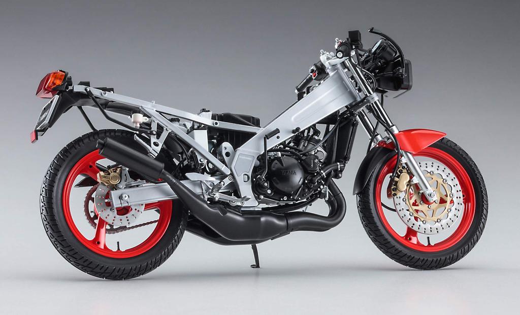 Plastikový model motocyklu Hasegawa řady Yamaha BK11 v měřítku 1/12 TZR250.(1KT)