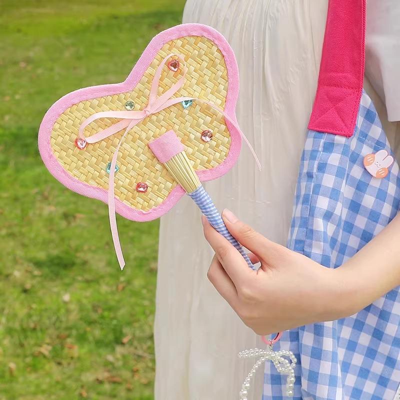 2025 Cute Animal Hand-Woven Cattail Fan – Durable, Creative, Portable Handheld Summer Fan