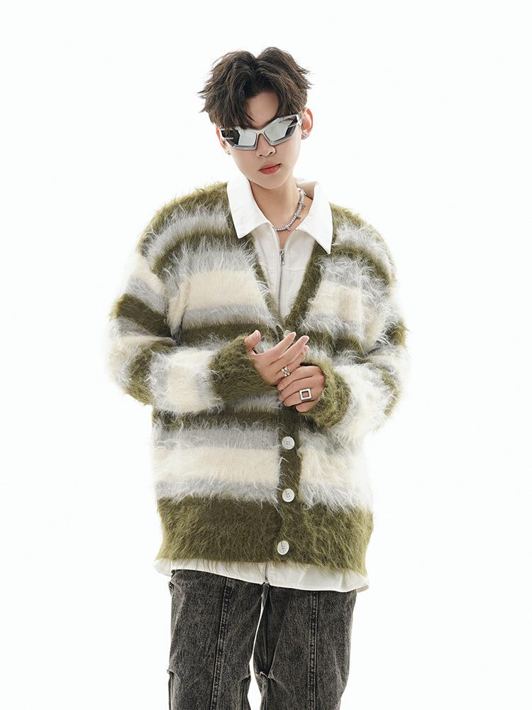 Gestreifte Plus Samt V-Ausschnitt Strickjacke Hohe Qualität Herbst und Winter Locker Lässig Pulli Pullover Herren Ins Europa und Die Vereinigten Staaten