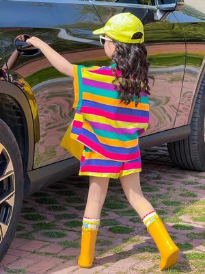 Girls' Summer 2025 Two-Piece Colorful Outfit Set with Short Sleeve Top