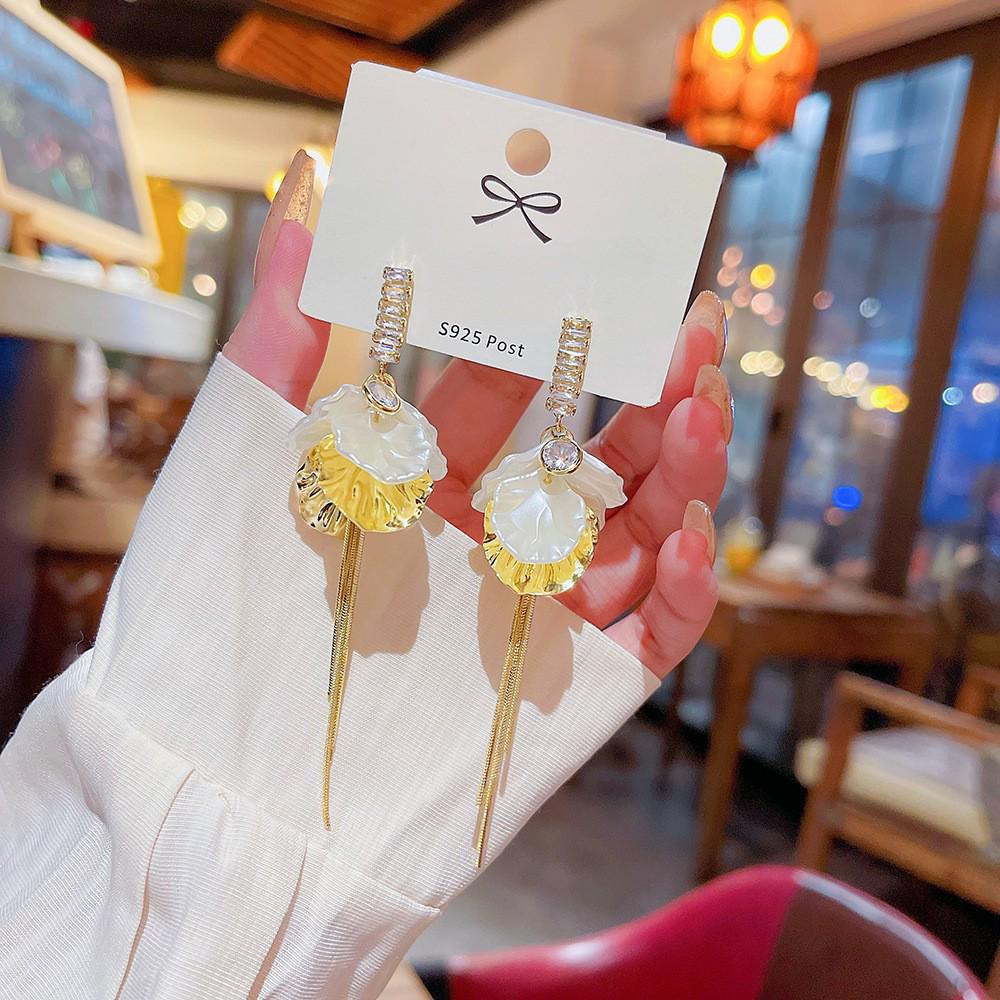 Koreanische Socialite Leichter Luxus Quastenohrringe – Herbst/Winter Silber Stecker für Damen
