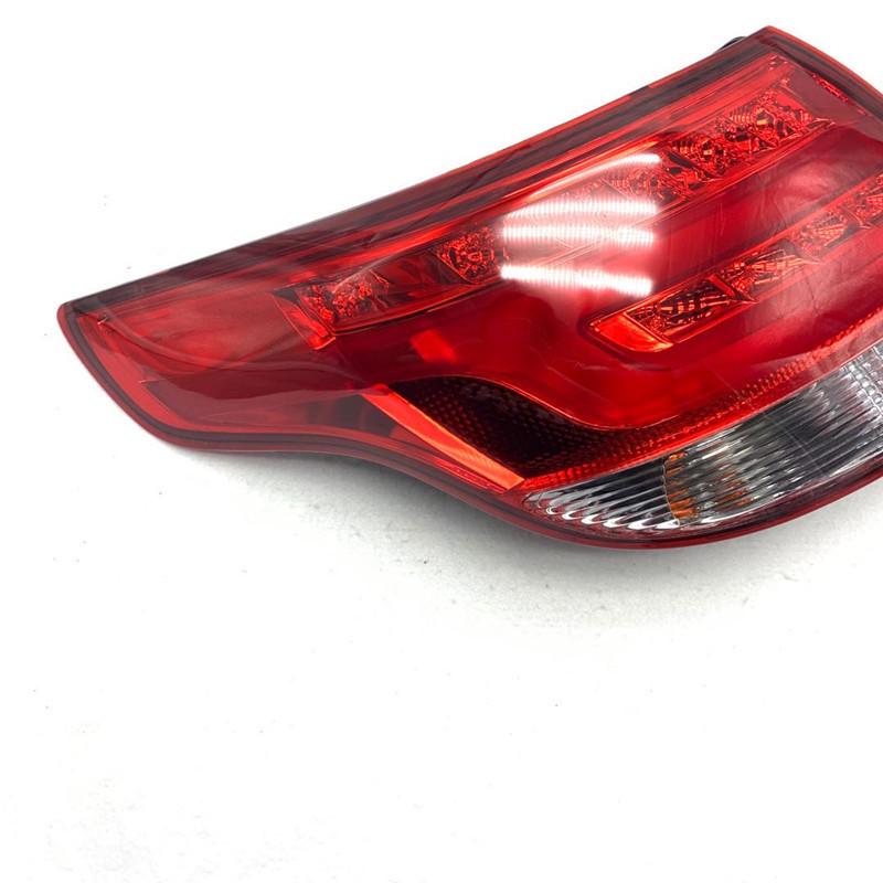 Compatible with 15-17 New Vision: Rear Taillight & Brake Light Assembly, GC7 Taillight Shell & Reversing Light.
