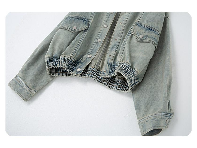 Retro Hong Kong Style Stand Collar Lapel Denim Jacket for Petite, New Early Spring Trend, Loose Fit, Distressed, and Slimming.