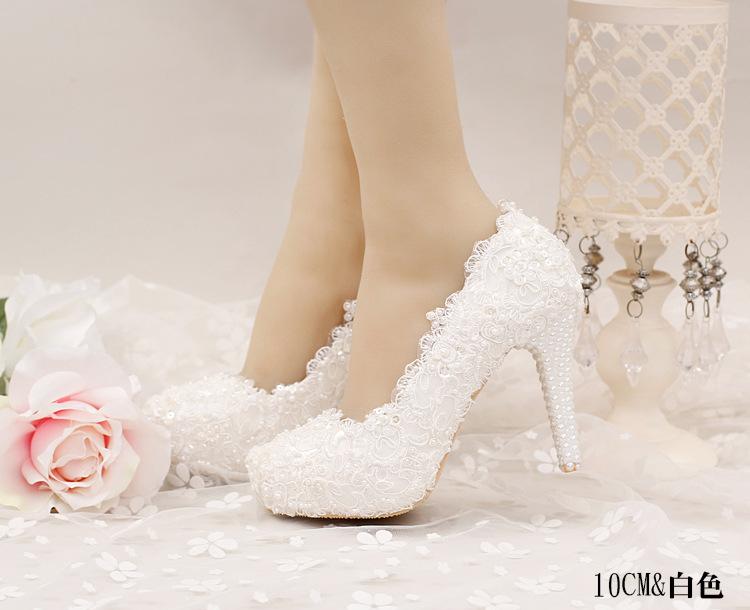 2025 new white heel waterproof table single shoes stiletto women's shoes lace flower pearl knot bridal shoes