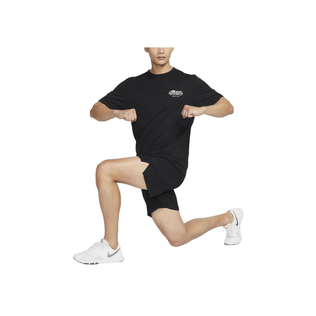 Nike Dri-FIT Yuvarlak Yaka Günlük Nefes Alabilir Kısa Kollu Baskılı Tişört Erkek Üstleri Siyah FN3280-010