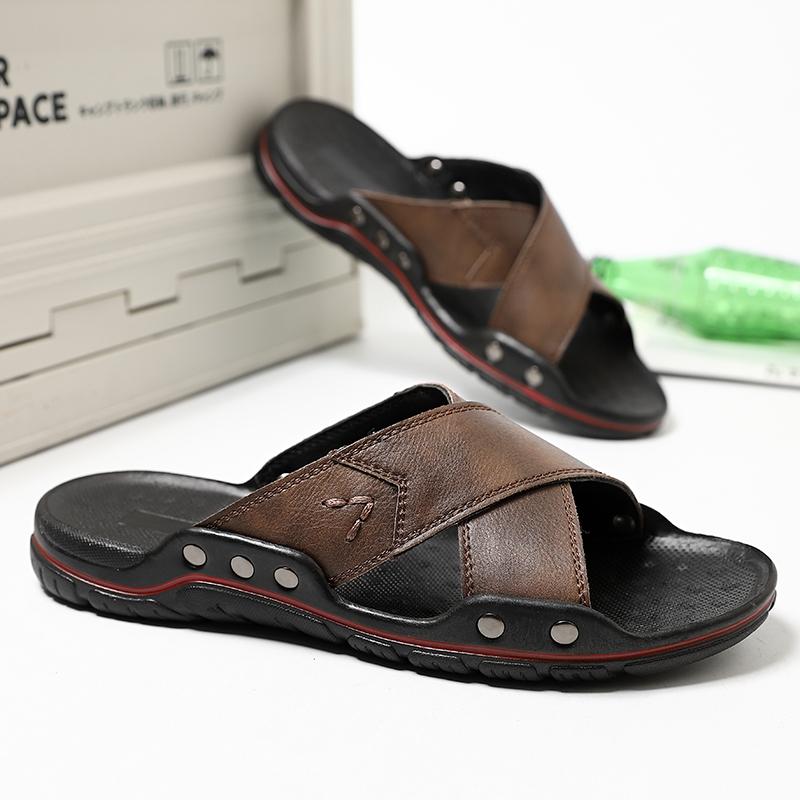 Fashion Men Summer Outdoor Slippers Ultra-fine Plywood Sandals Breathable Outdoor Half Drag Man Beach Flats Simple Mens Slip On Shoes