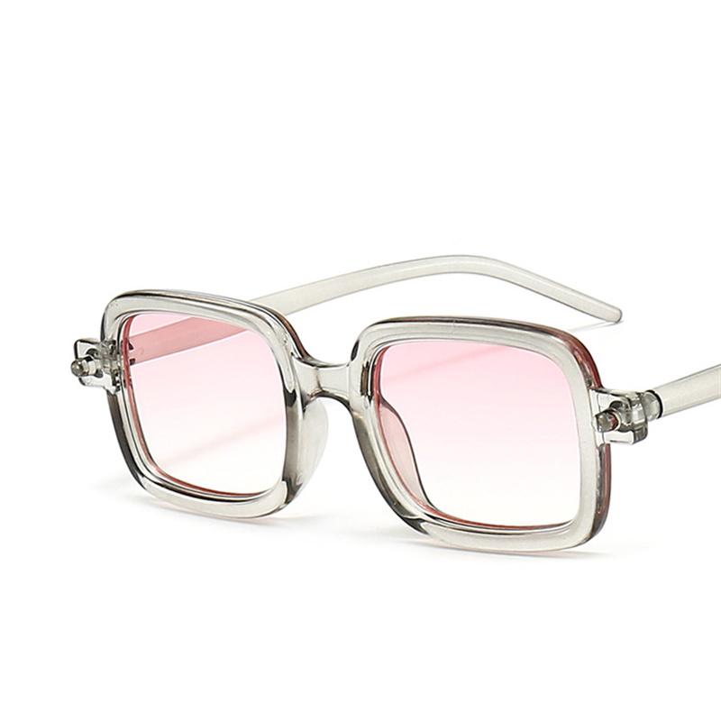 

Stylish Square Sun Glasses For Ladies Vintage Rivets Decoration Gradient Shades UV400 For Gents Sun Glasses INS Rectangle Eye Glasses only 1pcs sunglasses