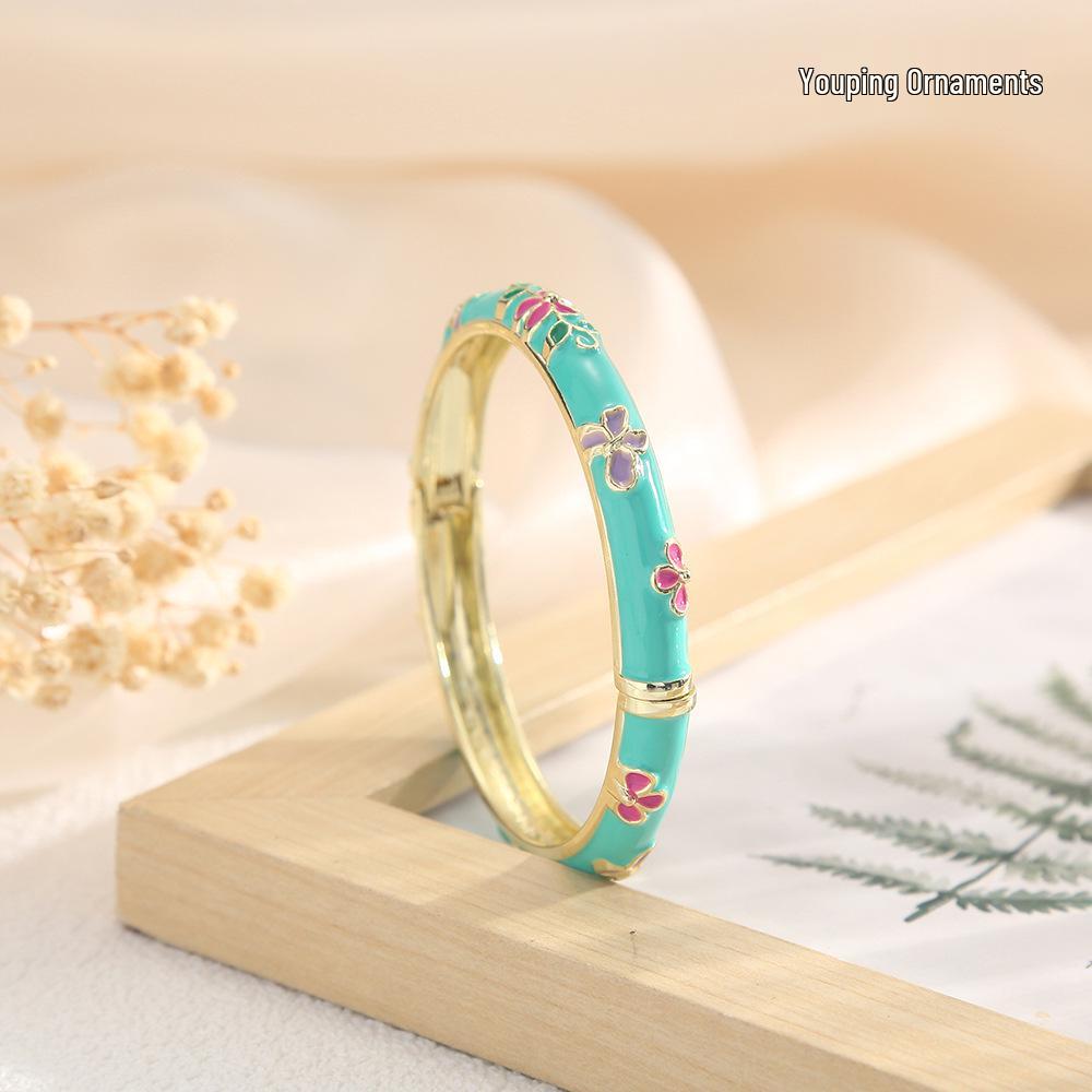 New Chinese Retro Enamel Cloisonné Flower Bracelet - Creative and Versatile