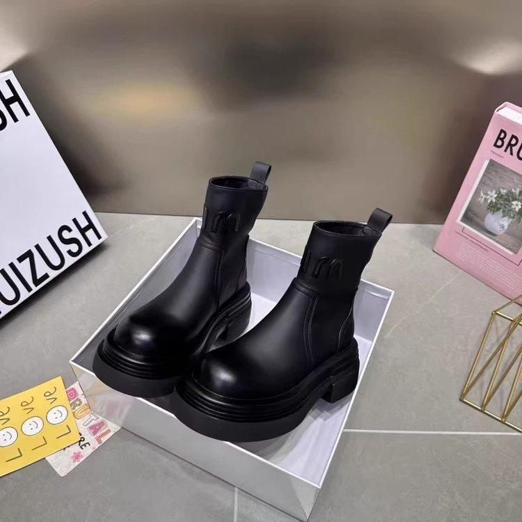 2024 autumn and winter British style letter Martin boots new cigarette boots round head thin boots thick sole heightening small short boots women