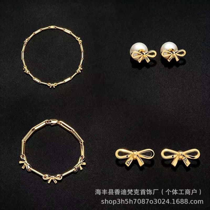 Hot-selling spring and summer new products, bow necklace, bracelet, stud earrings, women's fashion suit.