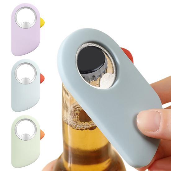 Otvírák na láhve na ledničku Silný magnetický Kompaktní design Přenosný Kreslený tvar Nástroj na otvírání piva Doplňky pro vinný bar