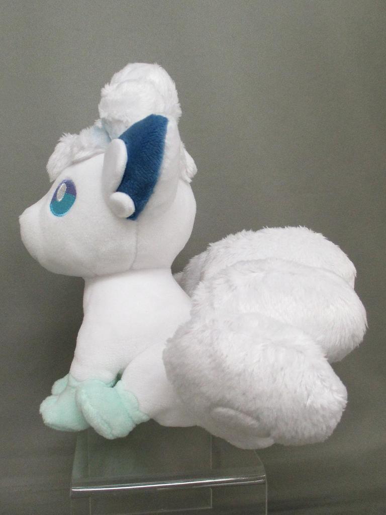 Sanei Boeki Pokemon ALL STAR COLLECTION Vulpix W19 X D15 X Plush Toy Pokemon PP61 (Alolan Form) (S) H17.5cm