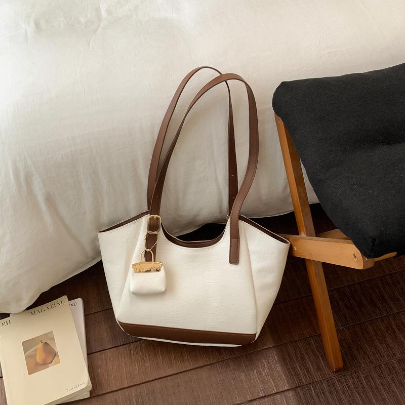 Large-capacity Bag For Women, Versatile, Fashionable, One-shoulder, Trendy, Commuter, Retro, Casual Tote Bag