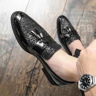 Frühling Luxus Schwarz Glänzend Leder Freizeitschuhe Slipper Herren Casual Leder Nachtclub Party Quaste Herren Kleiderschuhe Dicke Sohle