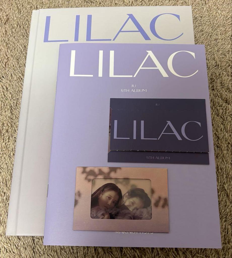 [USED] IU LILAC Photobook Photobook Korea