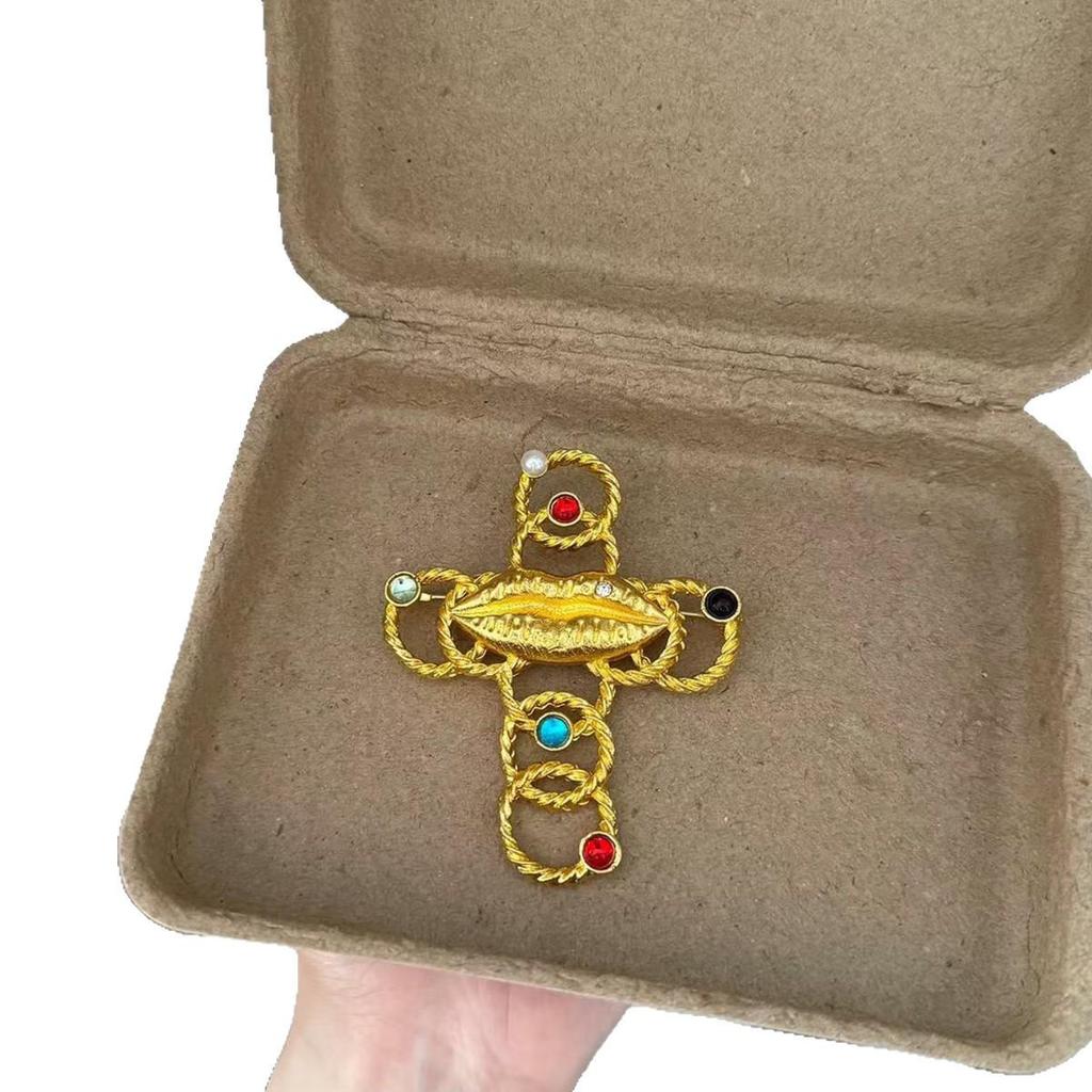 Custom Rhinestone Metal Cross & Lips Brooch - Vintage Style for Women