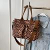 Sac de loisirs pour femmes classique à imprimé léopard de grande capacité avec plusieurs poches Nouveau sac cabas léger pour les déplacements