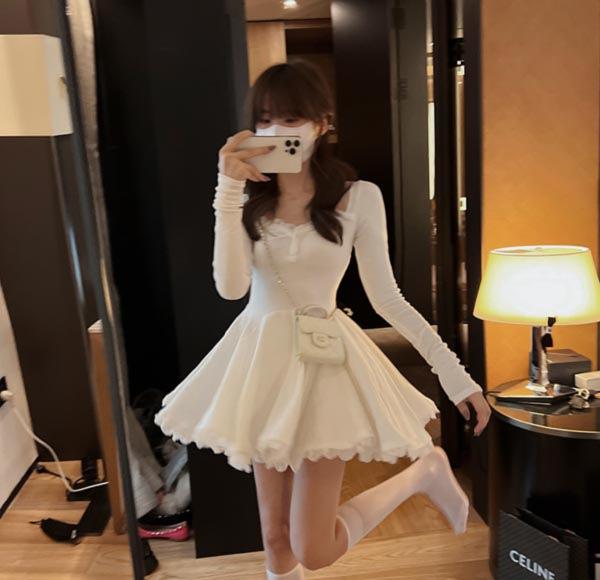 

Острое Девушка Зимнее Похудение Плиссированное Платье А-силуэта с Длинным Рукавом Medium белый