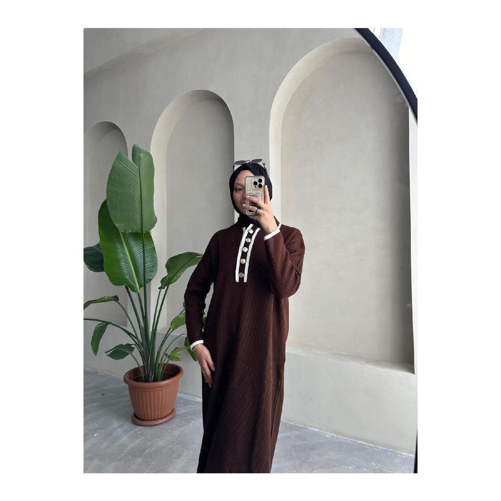 Übergroßes, geknöpftes V-Ausschnitt-Hijab-Kleid aus gerippter Strickware, geripptes langes Winterkleid in voller Länge