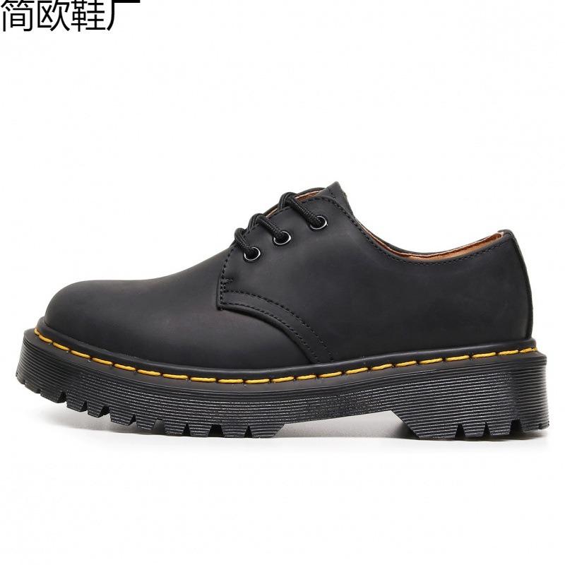 Martin boots first layer 1 low-top small leather shoes women's leather Crazy Horse brown large size short boots round head men's break